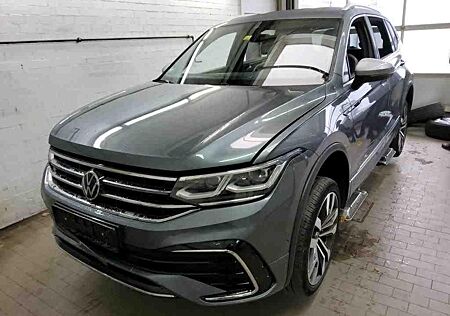 VW Tiguan Allspace Volkswagen R-Line 4M SportPak 7Sitz StHeizu