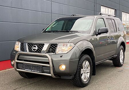 Nissan Pathfinder gebraucht kaufen Nissan Pathfinder 2.5 dCi Elegance/ 7 SITZER/4X4