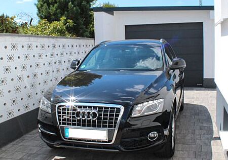 Audi Q5 2.0 TDI S tronic quattro S Line AHK B&O Kamer