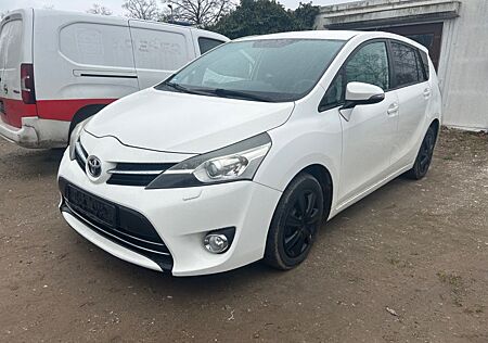Toyota Verso Life 2.0D4D