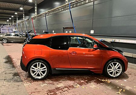 BMW i3 (60 Ah) mit Range Extender -