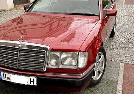Mercedes-Benz 300