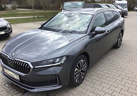 Skoda Superb Combi2.0 TDI DSG 4x4 Selection 5 -JahreGa