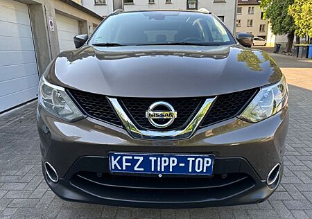 Nissan Qashqai 360° Navi /Klima / Pano / TÜV Neu