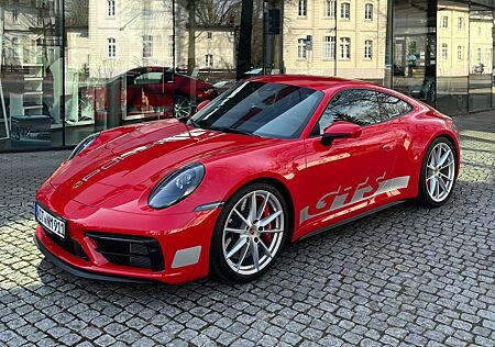 Porsche 911 Urmodell 911 992 GTS Bose Approved 18Wege Neuwertig