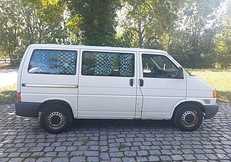 VW T4 Volkswagen Transporter mit Campingaustattung
