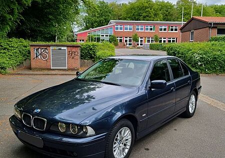 BMW 525i - Business Paket HU neu original belassen