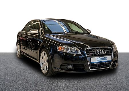 Audi S4 4.2 quattro tiptronic 4x Recarositze