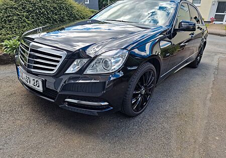 Mercedes-Benz E 350 CGI BlueEFFICIENCY AVANTGARDE AVANTGARDE