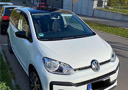 VW Up Volkswagen ! 1.0 TSI sound !