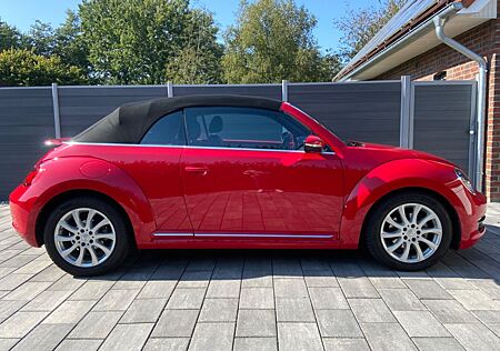 VW Beetle Volkswagen Cabriolet Design BMT 1.2 TSI