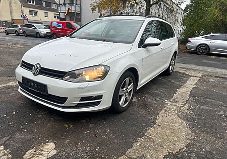 VW Golf Volkswagen 1.6 TDI BMT CUP Variant CUP