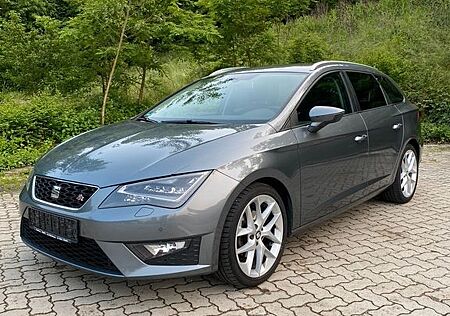 Seat Leon ST FR DSG *Zahnriemen NEU*