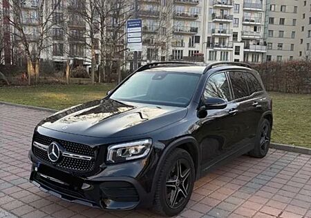 Mercedes-Benz GLB 220 d DCT -