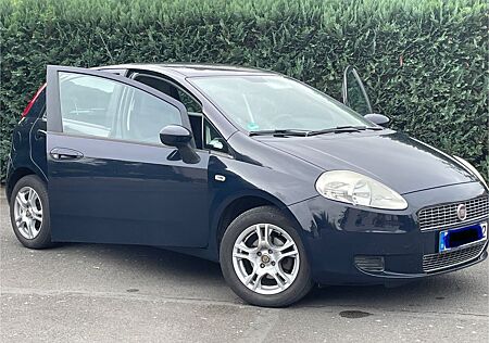 Fiat Grande Punto 1.4 8V Active Active TüV bis 01/202