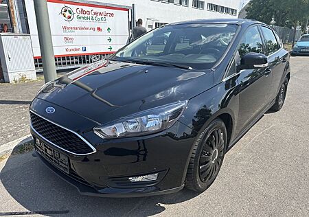 Ford Focus 1,0 EcoBoost 92kW Titanium +COC+EURO 5