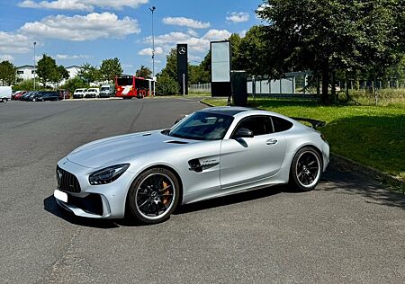 Mercedes-Benz AMG GT R Mercedes- R