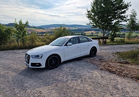 Audi A4 1.8 TFSI Ambition S-Line, *HU Neu*