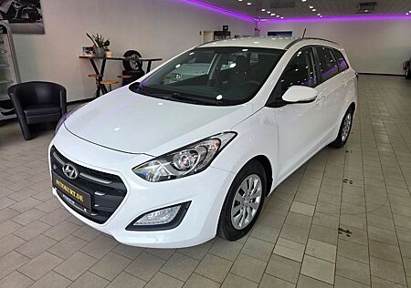 Hyundai i30 cw blue Trend Navi Klima