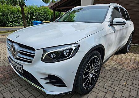 Mercedes-Benz GLC 220 d 4MATIC AMG Line LEDER ACC