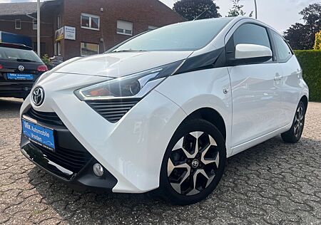 Toyota Aygo (X) Aygo -play Team D