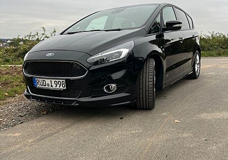 Ford S-Max 2,0 EcoBlue 140kW 4x4 ST-Line Auto ST-Line