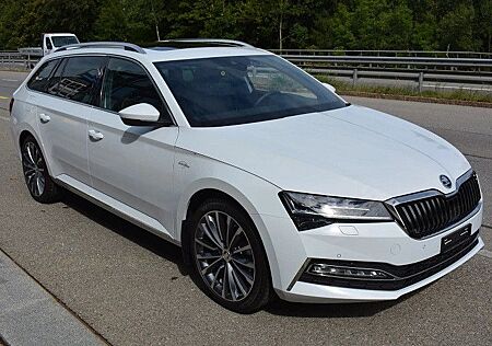 Skoda Superb Combi 2.0 TSI 4X4 DSG Laurin&Klement VOLL