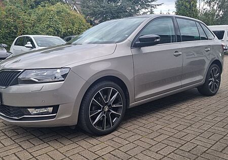 Skoda Rapid Spaceback Style Fahrschulwagen 4x4