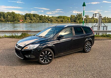 Ford Focus 1,8 Black Magic Turnier Black Magic