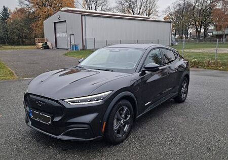 Ford Mustang Mach-E 99 kWh -