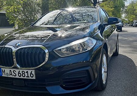 BMW 118i Advantage Advantage