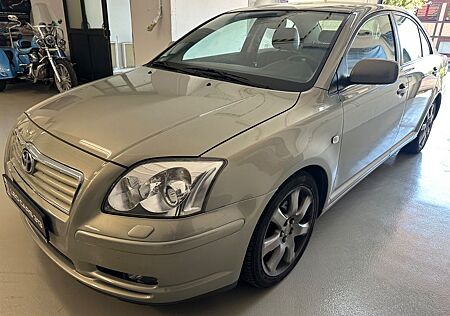 Toyota Avensis 2.0-l-VVT-i Executive Automatik Leder