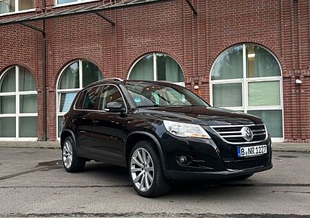 VW Tiguan Volkswagen 2.0 TSI 147kW Auto 4MOTION Sport & St...
