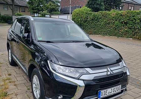 Mitsubishi Outlander 2.0 Benziner ClearTec 2WD -