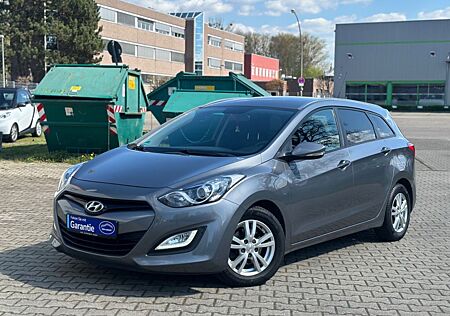 Hyundai i30 1.4 CRDi Classic, Euro5, Kamera, Navi, TÜV