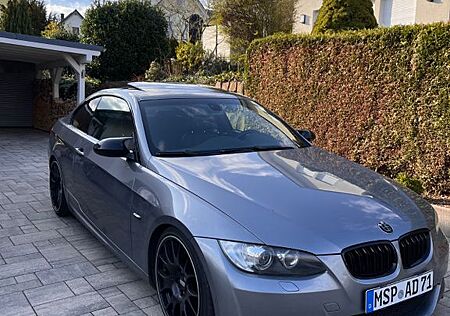 BMW 330i Coupé / M-Packet