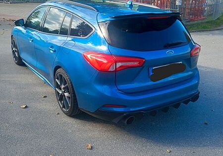 Ford Focus 2,3 EcoBoost ST Turnier ST