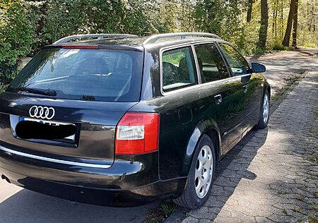 Audi A4 2.0 Avant - TÜVneu ATM
