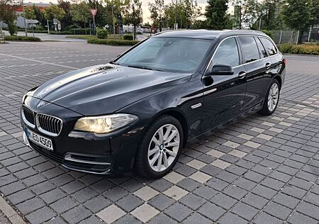 BMW 520d Touring A -FACELIFT 190ps Bj.2/2017
