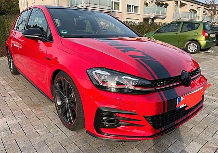 VW Golf Volkswagen 2.0 TSI BMT DSG GTI GTI