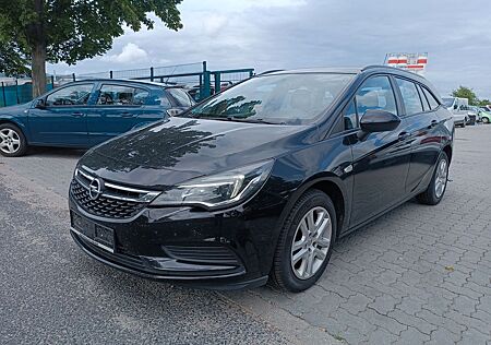 Opel Astra ST 1.4 74kW Edition