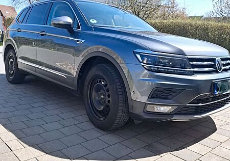 VW Tiguan Allspace Volkswagen 2.0 TDI SCR 140kW DSG 4MOTIO...