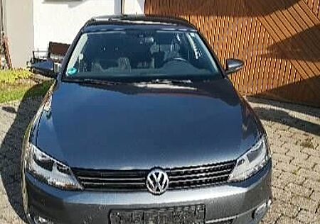 VW Jetta Volkswagen 1.2 TSI Comfortline Comfortline