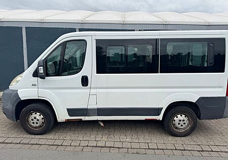 Fiat Ducato 9-Sitzer Klima