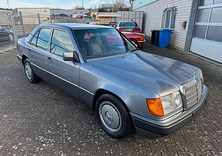 Mercedes-Benz 230 230E / E230 / W124