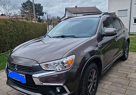 Mitsubishi ASX 2.2 DI-D 4WD ClearTec Diamant Ed.+ AUTO ...