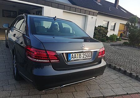Mercedes-Benz 250 1.Hand Top Gepflegt unfallfreies Garagen Fah