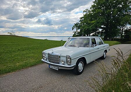 Mercedes-Benz 220/8  Strich 8