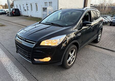 Ford Kuga Titanium*1.HAND*TÜV*SCHECKHEFT*KLIMA*ALUFEL