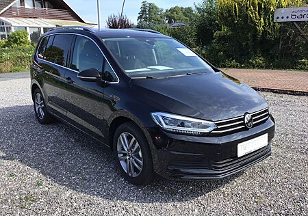 VW Touran Volkswagen Comfortline 1.5l 110KW 150PS TSI DSG